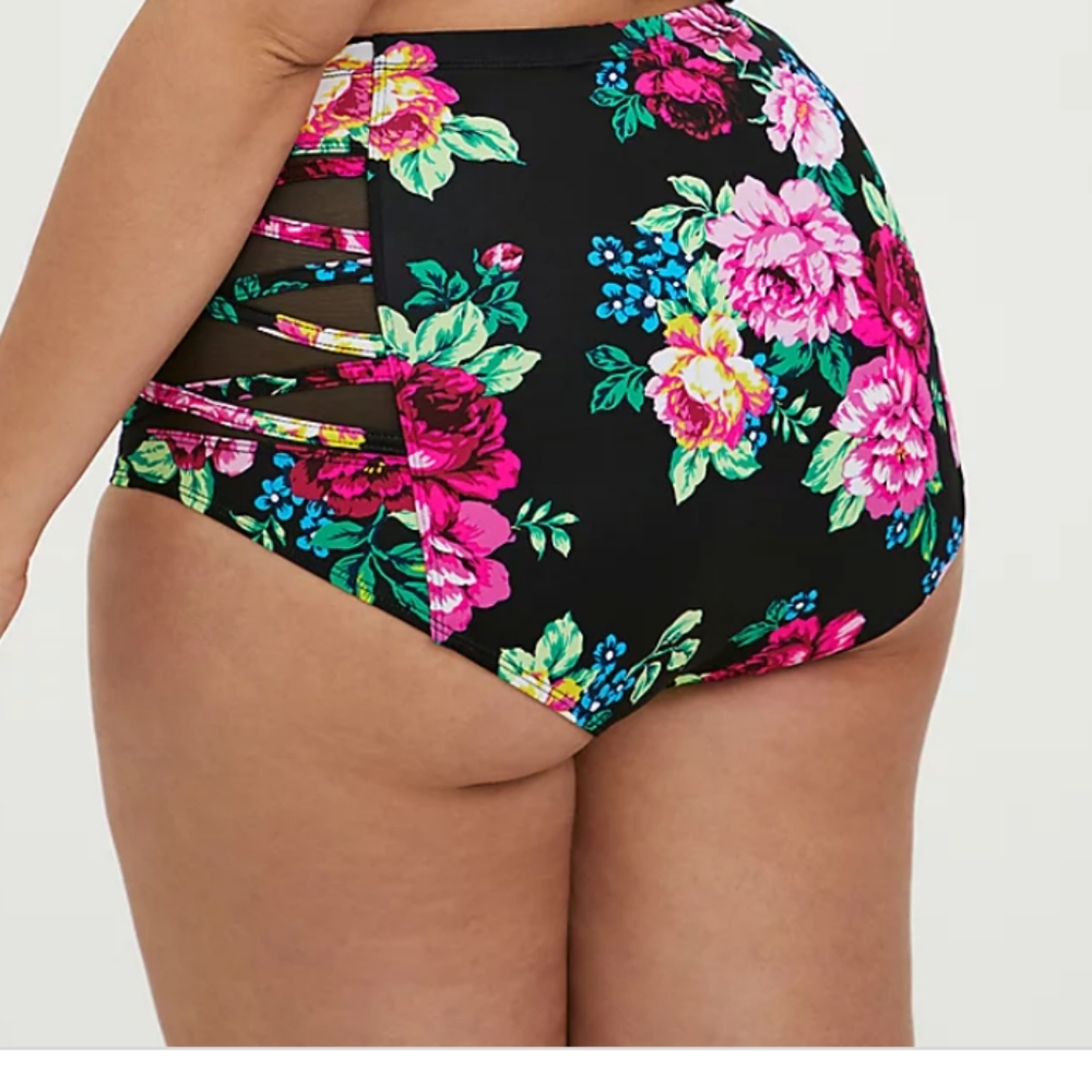 New. Bikini bottom Black floral lattice - Picture 2 of 3